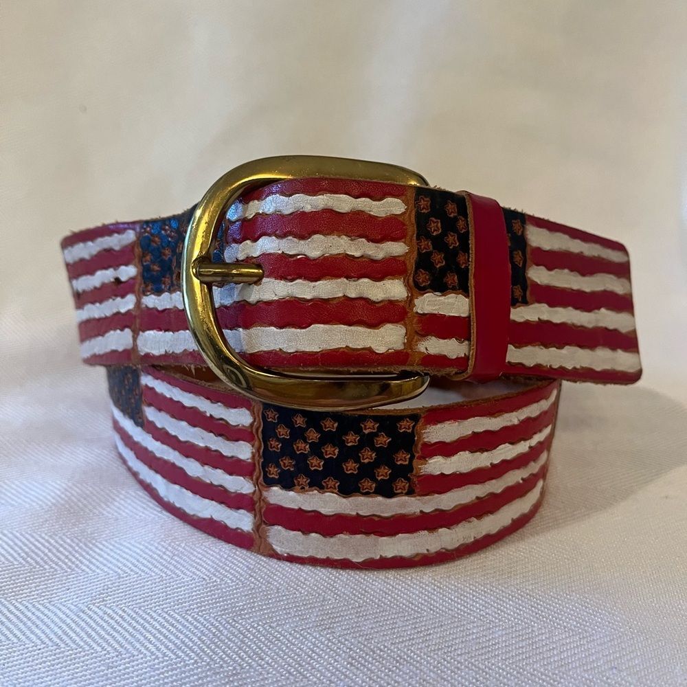 Rare🔥Diane Weiss NYC hand tooled‎ and painted leather 🇺🇸USA flag belt.